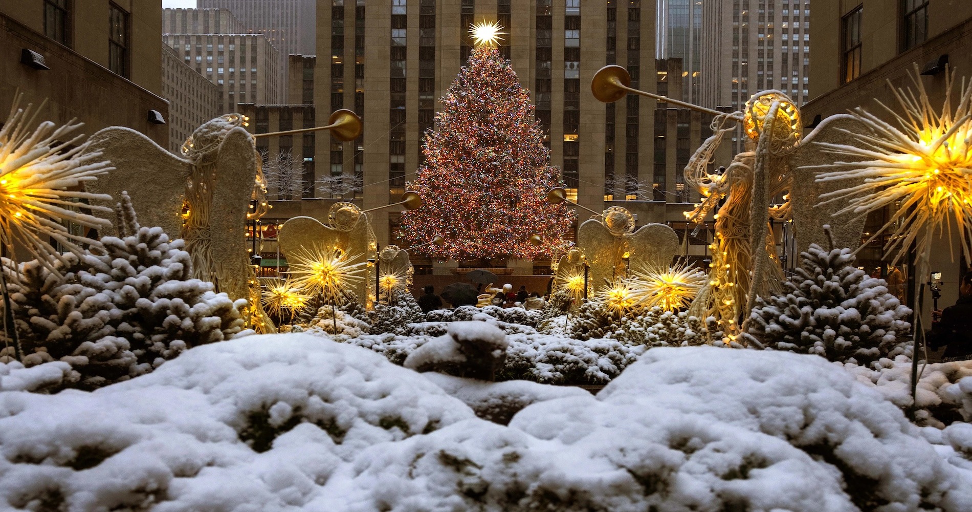 imgi 25 christmas in ny hero