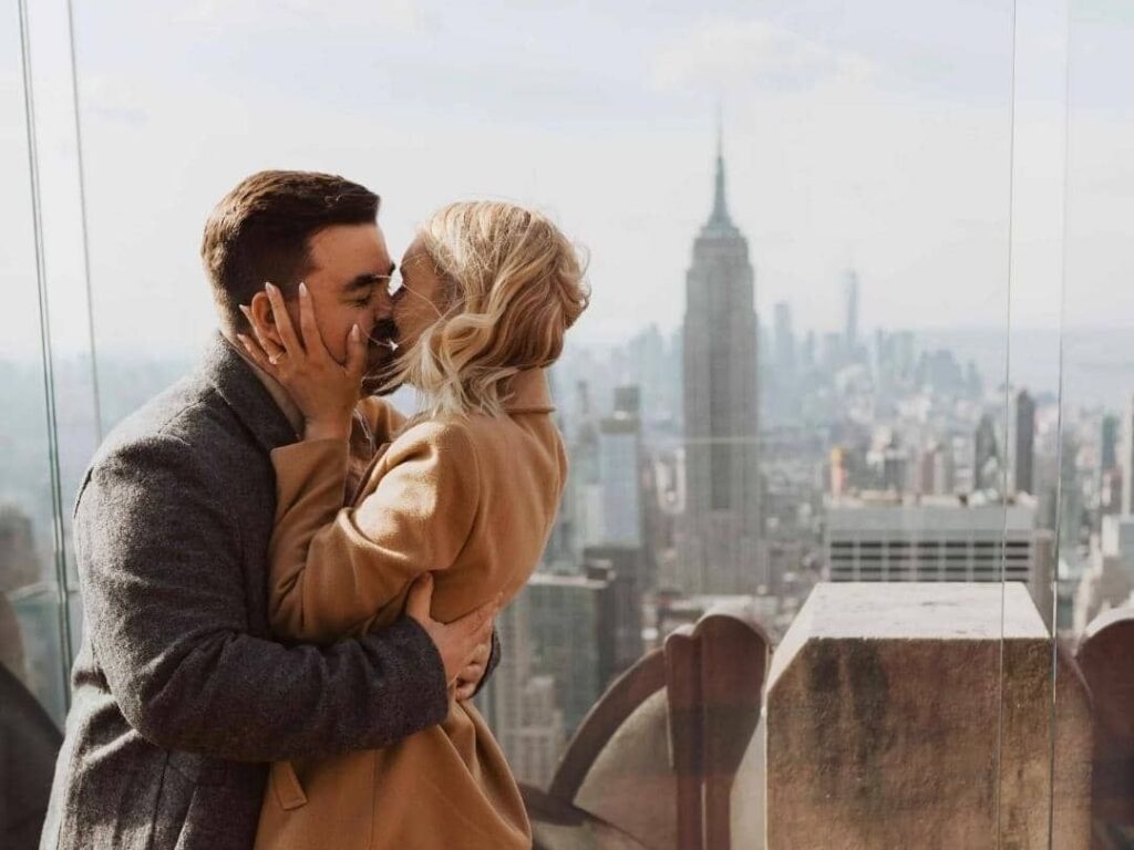 imgi 8 romancing manhattan couple